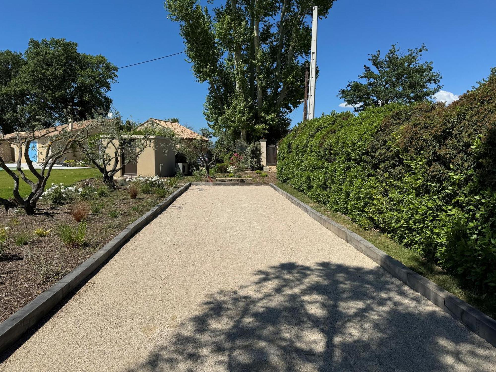 Provencal House With Heated Pool, View Of The Luberon In Robion - Accommodates 12 People. Exterior photo