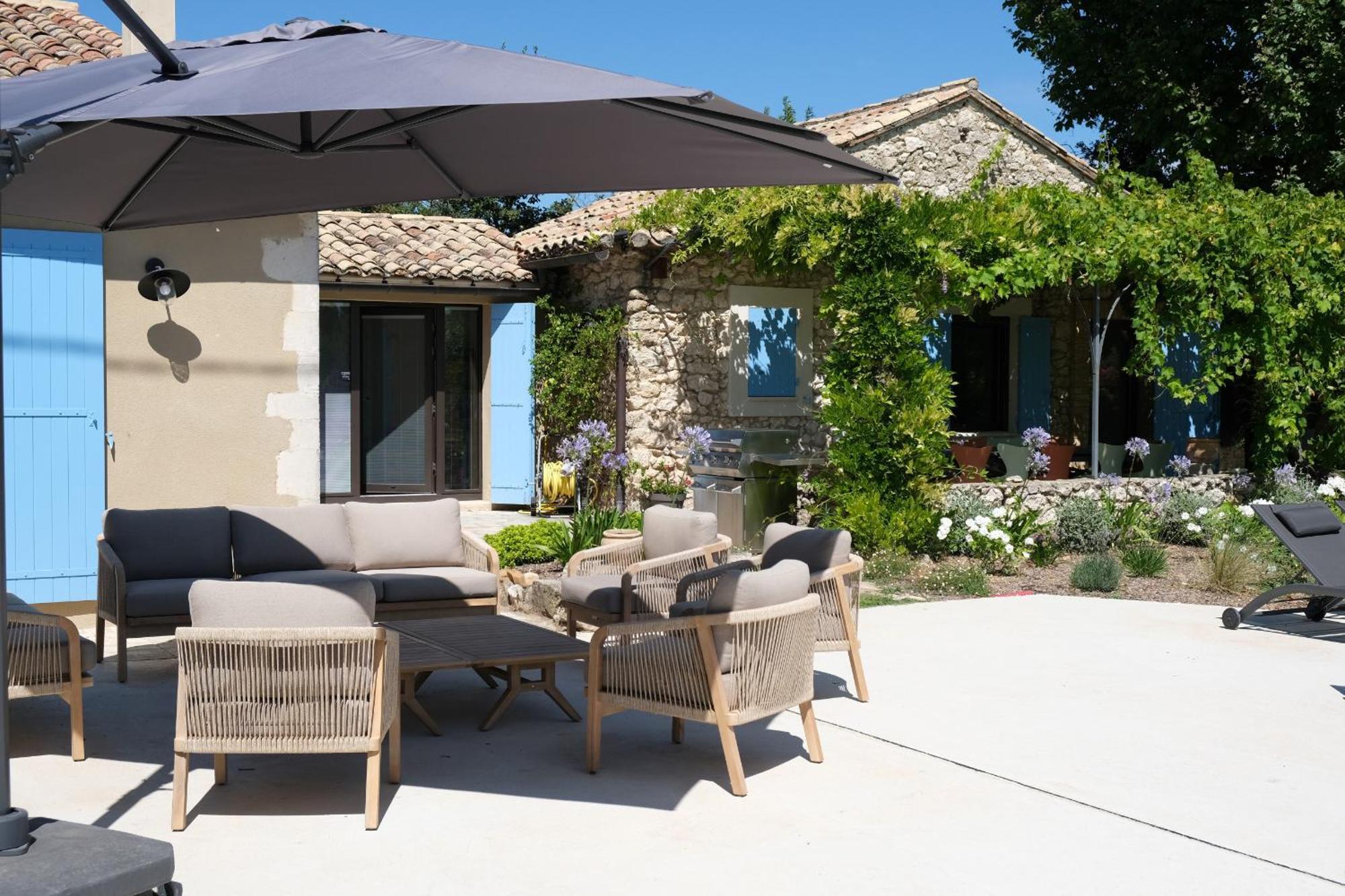 Provencal House With Heated Pool, View Of The Luberon In Robion - Accommodates 12 People. Exterior photo