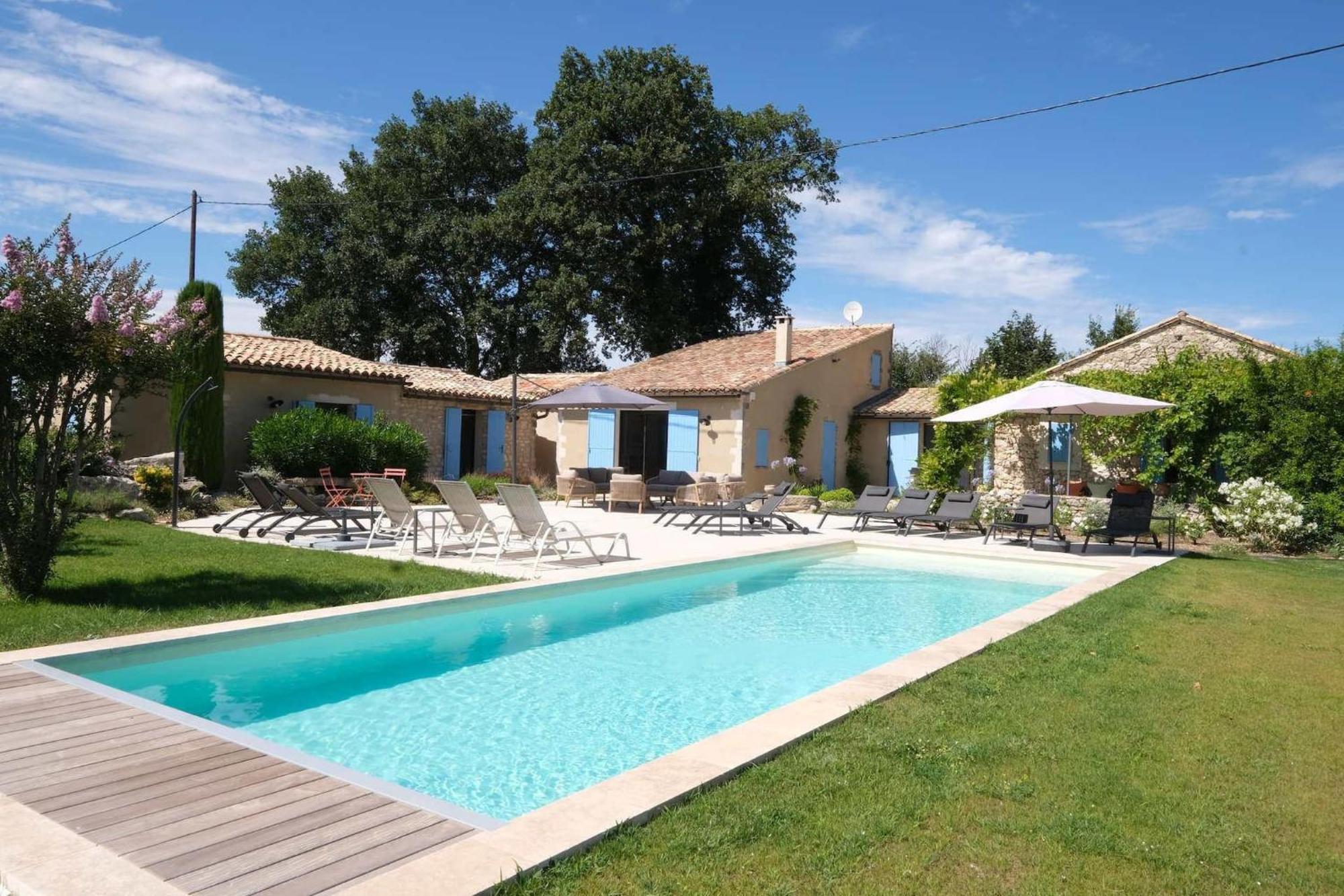 Provencal House With Heated Pool, View Of The Luberon In Robion - Accommodates 12 People. Exterior photo